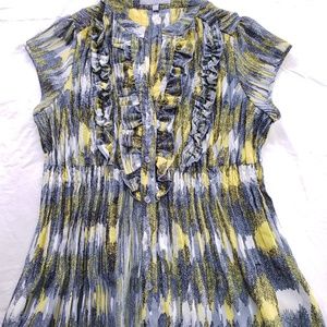 NY Collection cap sleeve roushed blouse.